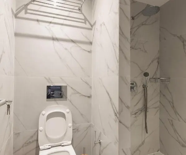 Serenity 度假居 林都斯